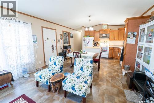102 Herbert Street, Hawarden, SK 