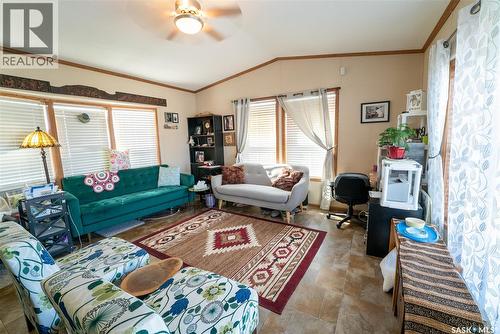 102 Herbert Street, Hawarden, SK 