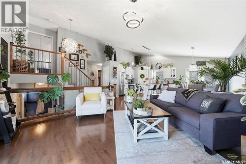 139 Allwood Crescent, Saskatoon, SK - Indoor Photo Showing Living Room