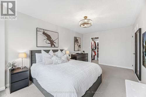 882 Mcduffe Crescent, Milton, ON - Indoor Photo Showing Bedroom