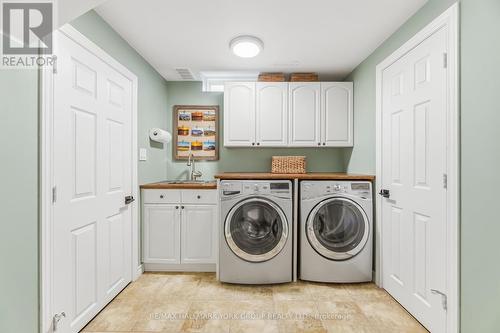 882 Mcduffe Crescent, Milton, ON - Indoor Photo Showing Laundry Room