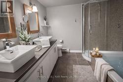 Large soaking tub - 
