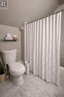 Second bathroom - 