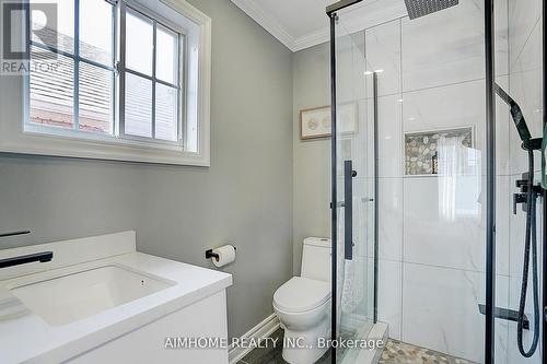 901 Eagle Ridge Drive, Oshawa, ON - Indoor Photo Showing Bathroom