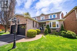 636 RUPERT AVENUE Whitchurch-Stouffville, ON L4A 8B8
