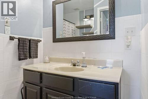 876 Westminster Boulevard, Windsor, ON - Indoor Photo Showing Bathroom