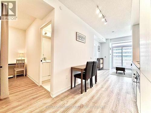 1901 - 8 Interchange Way, Vaughan, ON - Indoor Photo Showing Other Room