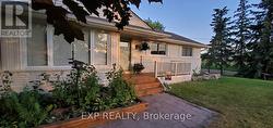 2724 8 SIDE ROAD  Burlington, ON L7P 0E6