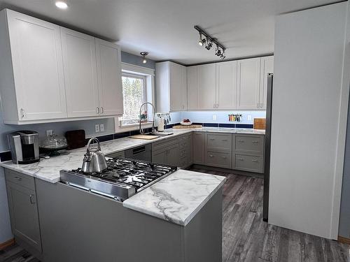 1251 Barnhart Road, Emo, ON - Indoor Photo Showing Kitchen