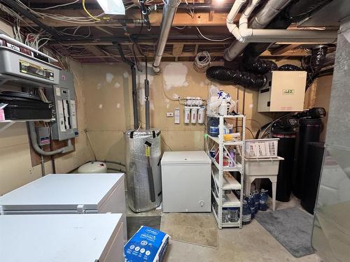 1251 Barnhart Road, Emo, ON - Indoor Photo Showing Laundry Room