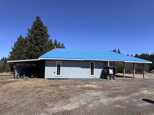 1251 Barnhart Road, Emo, ON - Outdoor