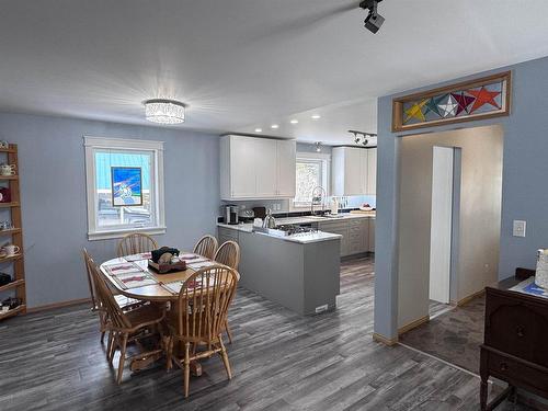 1251 Barnhart Road, Emo, ON - Indoor Photo Showing Dining Room