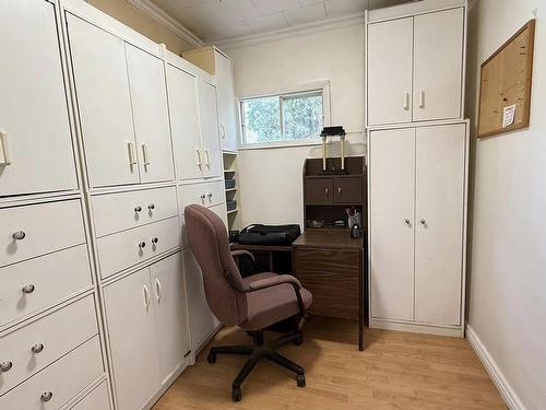 1637 Highway 595, Neebing, ON - Indoor Photo Showing Office