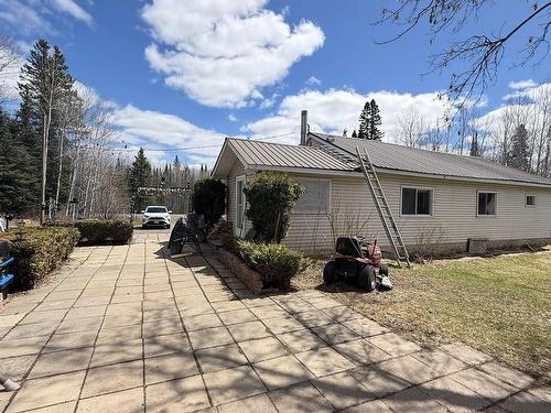 1637 Highway 595, Neebing, ON - Outdoor
