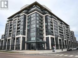 319 - 405 DUNDAS STREET W Oakville, ON L6M 5P9