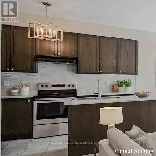 152 Munro Circle, Brantford, ON - Indoor Photo Showing Kitchen