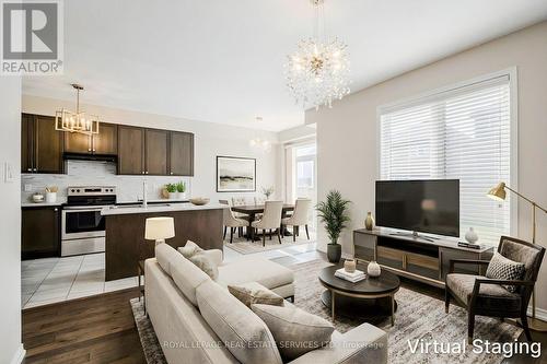 152 Munro Circle, Brantford, ON - Indoor Photo Showing Living Room
