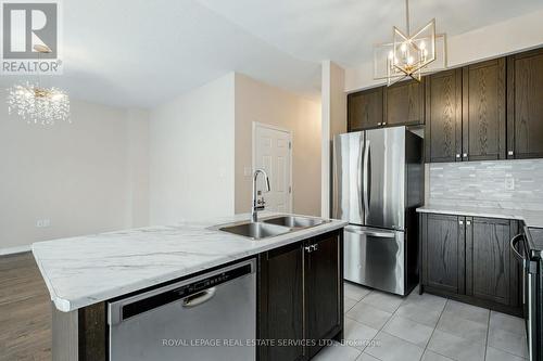 152 Munro Circle, Brantford, ON - Indoor Photo Showing Kitchen With Double Sink