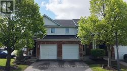 55 - 151 CLAIRFIELDS DRIVE E Guelph, ON N1L 1P5