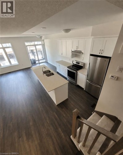 585 Colborne Street E Unit# 913, Brantford, ON - Indoor Photo Showing Other Room