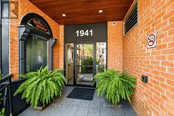 304 - 1941 QUEEN STREET E Toronto, ON M4L 1H7