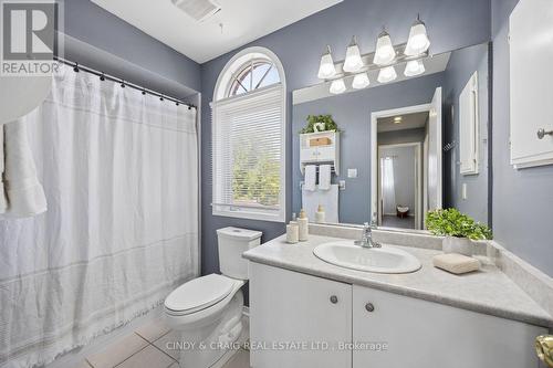 25 John Walter Crescent, Clarington, ON - Indoor Photo Showing Bathroom