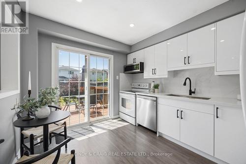 25 John Walter Crescent, Clarington, ON - Indoor Photo Showing Kitchen