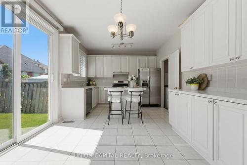 KITCHEN - 33 Eakin Mill Road, Markham, ON - Indoor Photo Showing Kitchen