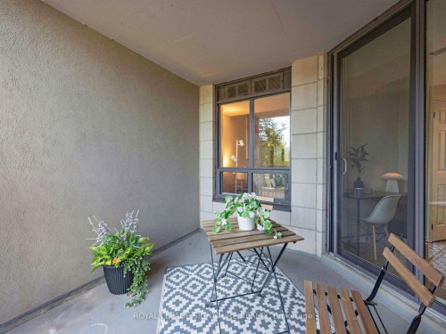 220-16 Dallimore Circle, Toronto, ON -  With Exterior