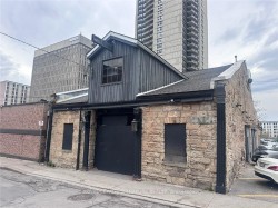 33 Bowen Street Hamilton, ON L8N 3Y6