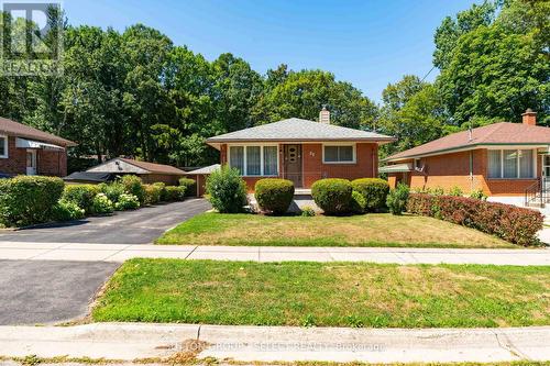 25 GLADSTONE AVENUE  London South (South I), ON N5Z 3R2