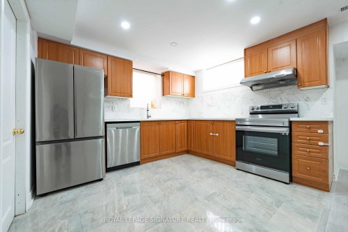 4742 Creditview Road, Mississauga, ON - Indoor Photo Showing Kitchen