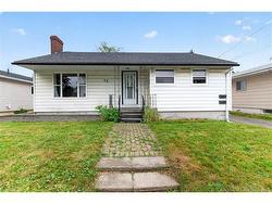 43 Derby ST Moncton, NB E1E 6Y6