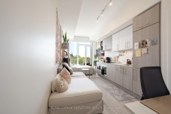 929-2020 Bathurst Street  Toronto, ON M5P 0A6