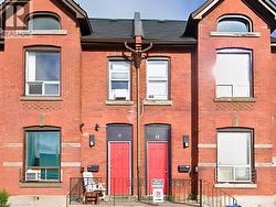 9A WENTWORTH Street N Hamilton, ON L8L 5T8