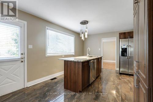 1371 Kilborn Avenue, Ottawa, ON - Indoor Photo Showing Kitchen