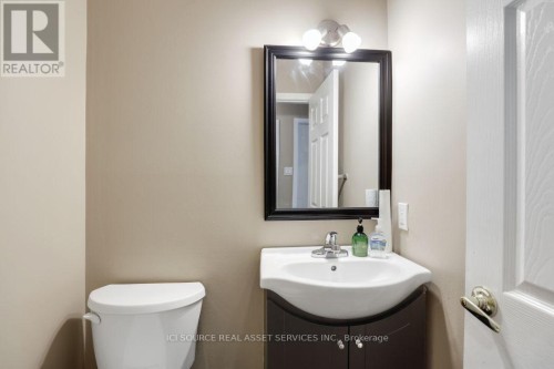 1371 Kilborn Avenue, Ottawa, ON - Indoor Photo Showing Bathroom