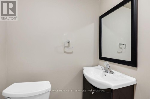 1371 Kilborn Avenue, Ottawa, ON - Indoor Photo Showing Bathroom
