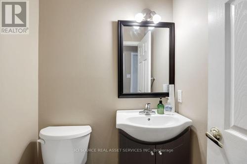 1371 Kilborn Avenue, Ottawa, ON - Indoor Photo Showing Bathroom