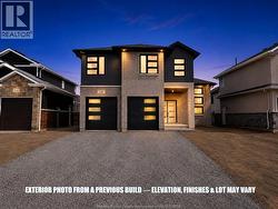 83 Bloomington Way Chatham, ON N7L 0H2