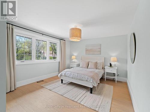 238 Bennett Street W, Goderich (Goderich (Town)), ON - Indoor Photo Showing Bedroom