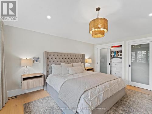 238 Bennett Street W, Goderich (Goderich (Town)), ON - Indoor Photo Showing Bedroom