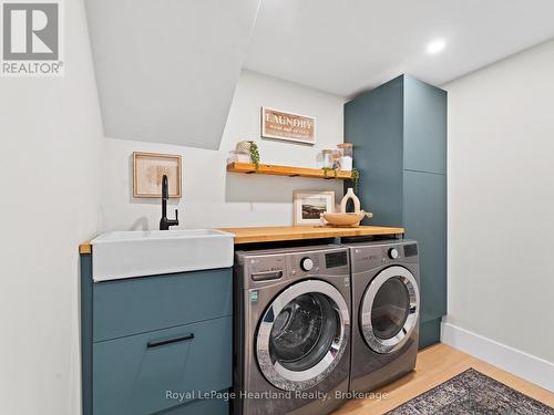 238 Bennett Street W, Goderich (Goderich (Town)), ON - Indoor Photo Showing Laundry Room