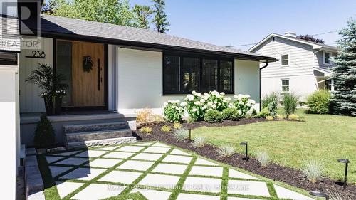 238 Bennett Street W, Goderich (Goderich (Town)), ON - Outdoor