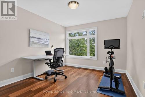 33 Gould Street, Ottawa, ON - Indoor Photo Showing Gym Room