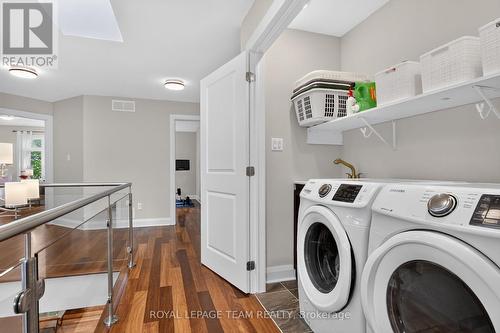 33 Gould Street, Ottawa, ON - Indoor Photo Showing Laundry Room