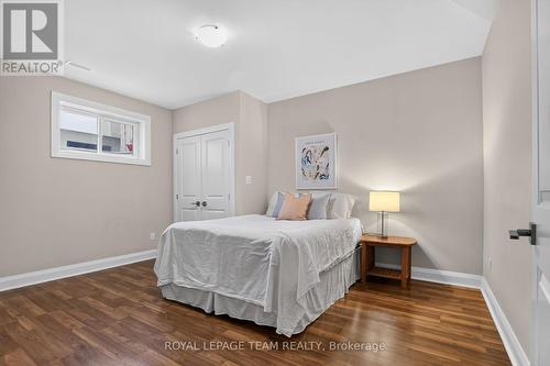 33 Gould Street, Ottawa, ON - Indoor Photo Showing Bedroom
