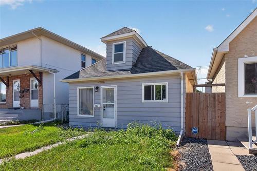 712 Martin Avenue E, Winnipeg, MB - Outdoor