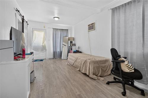 712 Martin Avenue E, Winnipeg, MB - Indoor