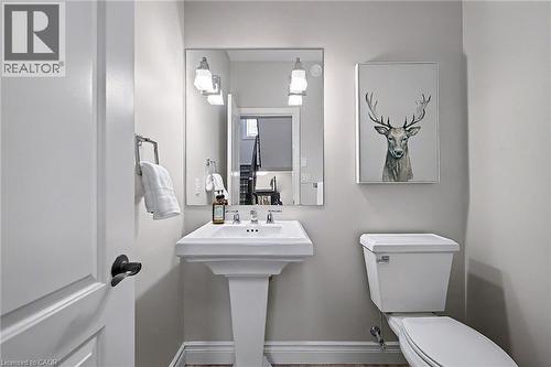 8 Zaduk Place, Guelph, ON - Indoor Photo Showing Bathroom